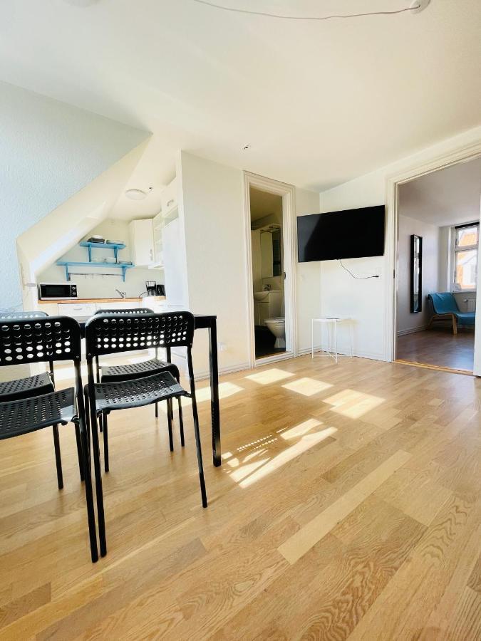 Aday - Apartment With Balcony And Barbecue Ålborg Exteriör bild